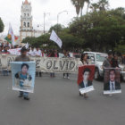 ROMERA. Una multitud clama justicia para las vctimas de la Calancha por las calles cntricas de Sucre.