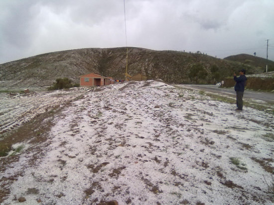 FENMENO. Las comunidades fueron sorprendidas por fuertes granizadas que dejaron daos.