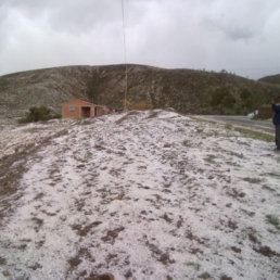 FENMENO. Las comunidades fueron sorprendidas por fuertes granizadas que dejaron daos.