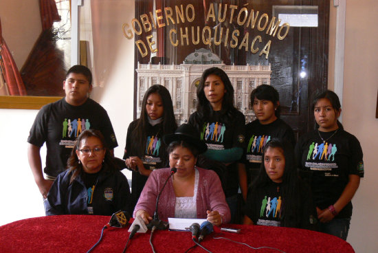 PRESENTACIN. Conferencia de prensa.