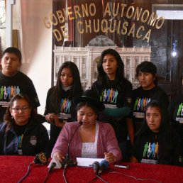 PRESENTACIN. Conferencia de prensa.