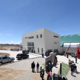 ACTO. Autoridades de Gobierno durante la ceremonia en la ciudad de El Alto.