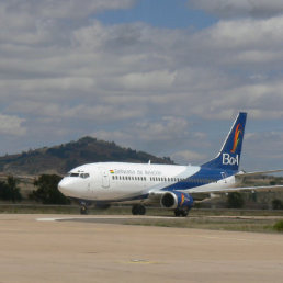 RESPUESTA. Ante la demanda de los pasajeros, las lneas areas suelen aumentar sus operaciones diarias en el aeropuerto Juana Azurduy de Padilla.