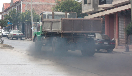 VEHCULOS: Culpables de la contaminacin.