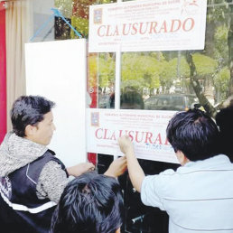 CLAUSURA. No tenan licencia municipal.