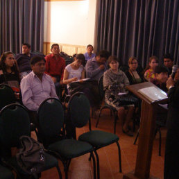 COORDINACIN. Alcaldes, concejales y defensoras se reunieron ayer.