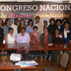 LIDERESAS. Las mujeres asamblestas tras la inauguracin del II Congreso de AMADBOL.