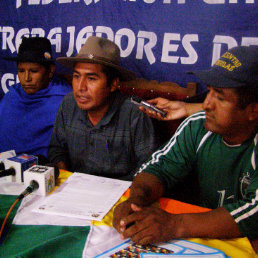 CONFERENCIA. Dirigentes campesinos.