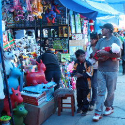 FERIA. La mayora de los vecinos no quieren que se realice en la zona del Estatdio Patria.