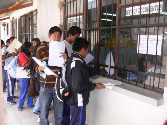 REGISTRO. Postulantes acuden desde hoy.