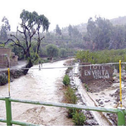 CULPINA. Despus de casi dos meses, una lluvia que dur casi dos das hizo que las aguas del ro crecieran, algo que no es frecuente.