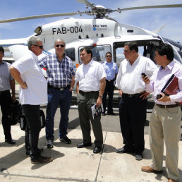 La comisin de Odesur inspeccion los campos deportivos de Cochabamba.