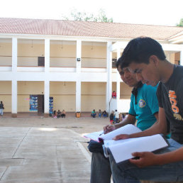 AFECTADOS. La Universidad Pedaggica de Sucre es la nica facultada para dar posgrado a maestros.