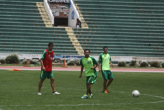 Universitario cerr prcticas en el estadio Patria, con los ltimos ensayos tcticos.