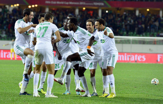 Los jugadores del Raja Casablanca celebran la clasificacin.