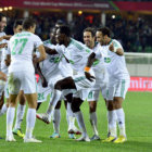 Los jugadores del Raja Casablanca celebran la clasificacin.