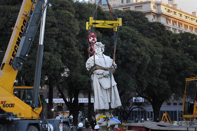 UBICACIN. La estatua de la polmica.