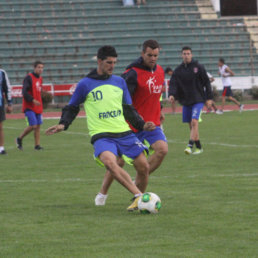 El equipo capitalino se entren ayer, martes, en el estadio Patria.