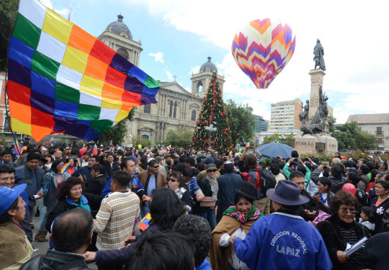 Celebracin. El Gobierno organiz una fiesta en la plaza Murillo de la ciudad de La Paz, para celebrar el lanzamiento del satlite.