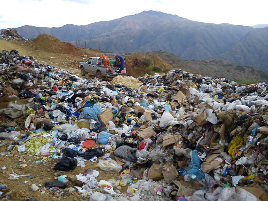 BASURA. El botadero de Lechuguillas cumple dos aos de funcionamiento.