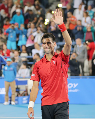 El serbio Novak Djokovic se coron campen del torneo de exhibicin de Abu Dabi.