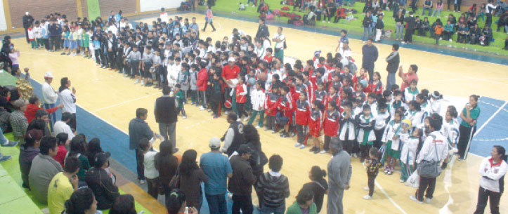 El acto de clausura y premiacin se desarroll ayer, en el coliseo Roberto Tito lfred de Sucre; a la cita faltaron varias delegaciones.