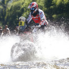 El piloto espaol Joan Barreda, ganador en la categora motos, en accin en la primera etapa del Rally Dakar, que ayer comenz con su primera etapa, entre Rosario y San Luis.