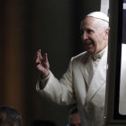 PAPA. Francisco hizo el anuncio durante el habitual rezo del ngeluz en la plaza de San Pedro.