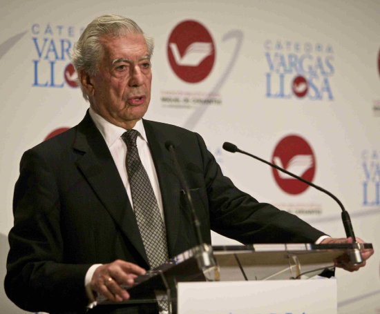 VISITA. El escritor Mario Vargas Llosa.