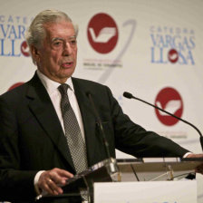 VISITA. El escritor Mario Vargas Llosa.