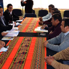 ENCUENTRO. Autoridades de Gobierno y dirigentes sindicales se reunieron ayer.