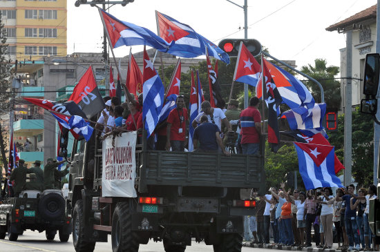 CELEBRACIN. La reedicin simblica del recorrido del ex presidente Fidel Castro.