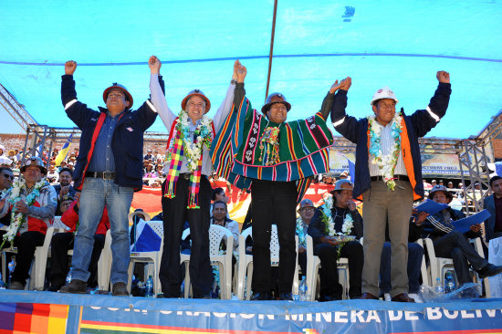 ELECCIONES. El binomio del MAS fue proclamado ayer en Huanuni.