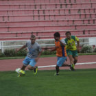 El delantero mexicano Luis Guevara (i) est a prueba en Universitario, ayer particip del entrenamiento en el estadio Patria.