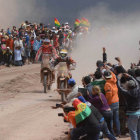 Juan Carlos Chavo Salvatierra fue aclamado en su paso por territorio boliviano ayer, en la sptima etapa, que uni las ciudades de Villazn, Tupiza, Atocha y Uyuni.