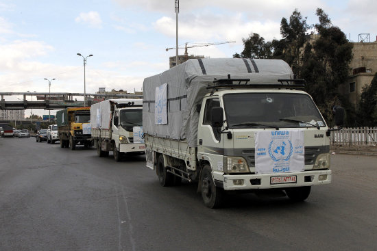 DAMASCO. Un convoy de camiones de la Agencia de la ONU para los Refugiados Palestinos.