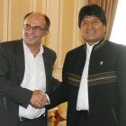 ENCUENTRO. El embajador Reymi Ferreira y el presidente Evo Morales se reunieron ayer.