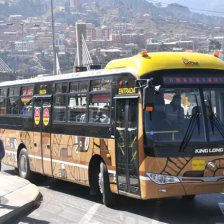 BUSES. Los PumaKatari se preparan para entrar en circulacin en la ciudad de La Paz.