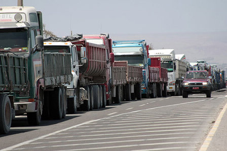 VARADOS. Transportistas en Iquique.