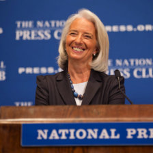 RECUPERACIN. La directora del FMI, Christine Lagarde, se muestra algo ms optimista.