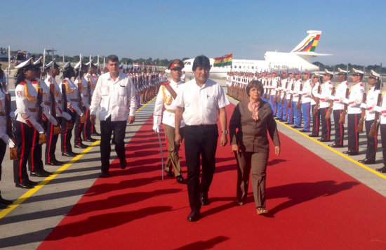 POSICIN. El presidente Evo Morales se pronunciar hoy oficialmente sobre el fallo de la CIJ de La Haya. En la imagen, el Presidente en La Habana.