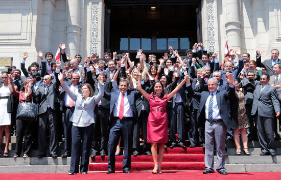 TRABAJO. El gobierno peruano no pierde el tiempo tras el fallo de la CIJ.