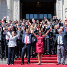 TRABAJO. El gobierno peruano no pierde el tiempo tras el fallo de la CIJ.