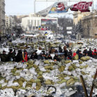 TENSIN. Las calles de la capital ucraniana, Kiev, siguen siendo escenario de violencia.