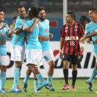 Una de las celebraciones del cuadro local de Sporting Cristal, durante el partido contra el brasileo Atltico Paranaense.