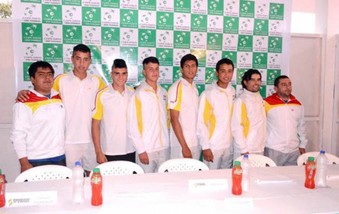 El equipo Bolivia que desde hoy se medir con Per, por el grupo II de la zona Americana de la Copa Davis.