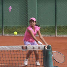 Fabiana Betancourt llegó a la final de la categoría 14 damas dobles.