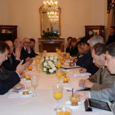 Encuentro. Los ex cancilleres se reunieron ayer, con el presidente Evo Morales y su Consejo.