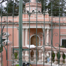 INMUEBLE. Mientras se difina su futuro, las puertas del Palacete permanecen cerradas al pblico.