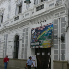 ESCENARIO. La fachada del histrico teatro 3 de Febrero.